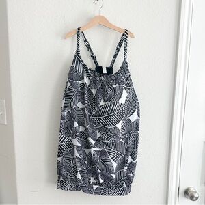 Black & White Leaf-Print Women’s Swim Tankini Top